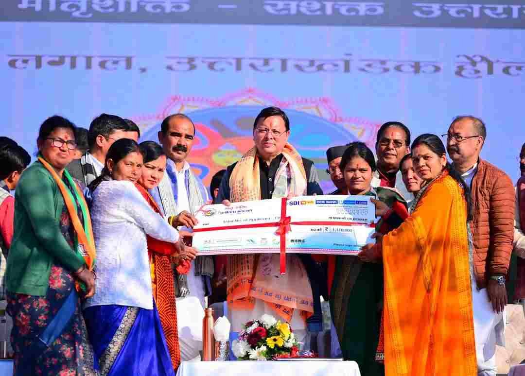 मुख्यमंत्री ने कुल 20213.60 लाख की योजनाओं का किया लोकार्पण एवं शिलान्यास, रूलर बिजनेस इन्क्यूवेटर में 21 महिला उद्यमियों से भी किया सीधे संवाद