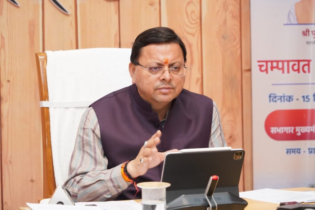 मुख्यमंत्री की सख्ती का दिखा असर, चार दिन में खोलीं 307 सड़कें, सचिव आपदा प्रबंधन से 25 सितंबर को मांगी स्टेटस रिपोर्ट