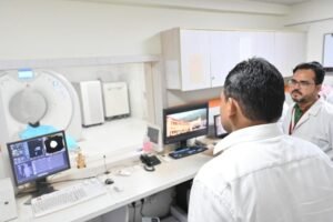 स्वास्थ्य सचिव ने सीटी स्कैन, एमआरआई और कैथ लैब का किया बारीकी से निरीक्षण, संचालन को बनाया और प्रभावी