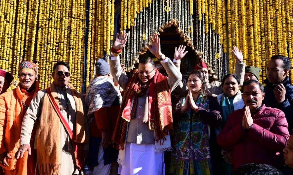 श्रद्धा, आस्था और दिव्यता की अद्भुत त्रिवेणी ग्यारहवें ज्योर्तिलिंग केदारनाथ के कपाट विधि-विधान के साथ खुले
