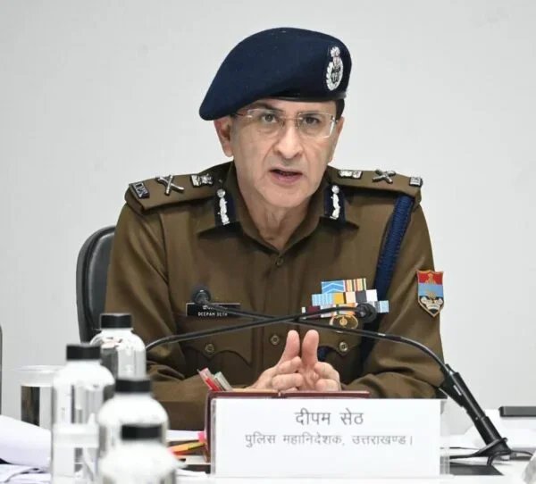 समयबद्ध एवं पारदर्शी पदोन्नति प्रक्रिया के लिए पुलिस मुख्यालय प्रतिबद्ध : डीजीपी दीपम सेठ