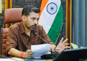 चारधाम यात्रा व्यवस्थाओं को लेकर डीएमबआशीष चौहान के सख्त निर्देश – किसी स्तर पर न हो लापरवाही