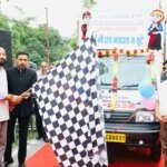 मतदाता सूची के विशेष पुनरीक्षण को जन आंदोलन बनाने की अपील, डीएम ने रवाना किए जागरूकता रथ