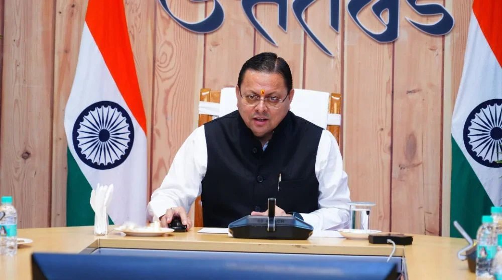 मुख्यमंत्री पुष्कर सिंह धामी ने 4,400 श्रमिकों को वितरित किए 11 करोड़ रुपये