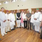 CM धामी से मिलने पहुंचे कई पूर्व विधायक, मुख्यमंत्री को दी शुभकामनाएं