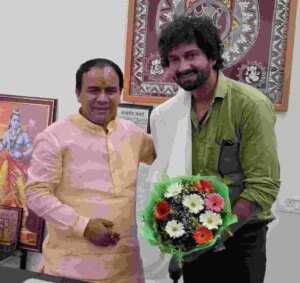 धन सिंह रावत से मिले राष्ट्रीय पुरस्कार विजेता अभिनेता मोहित घिल्डियाल,तीर्थाटन प्रचार के लिए डॉक्यूमेंट्री बनाने पर चर्चा