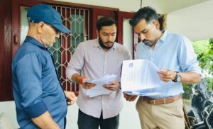 मतदाता सूची पुनरीक्षण की जमीनी पड़ताल को ग्राउंड जीरो पर उतरे डीएम, त्रुटिरहित एसआईआर के लिए डीएम के निर्देश, बीएलओ को मिलेगा फ्लोचार्ट-चेकलिस्ट