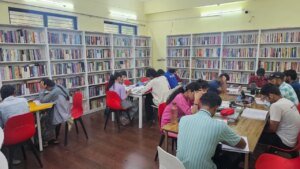 चमोली की ई-लाइब्रेरी बन रही युवाओं की सफलता का आधार, प्रतियोगी परीक्षाओं में लगातार बढ़ रही चयन की संख्या
