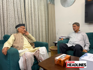 हरदा के घर पहुंचे भगत दा, हरदा के स्वास्थ का जाना हालचाल, मुलाक़ात के बाद सियासी चर्चाएं भी तेज़ !