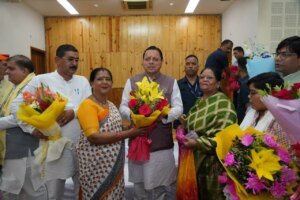 मुख्यमंत्री पुष्कर सिंह धामी ने दायित्वधारियों से विकास और जनसेवा को सर्वोच्च प्राथमिकता देने का किया आह्वान