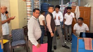 चीनी के बढ़ते मूल्यों पर नियंत्रण को लेकर संयुक्त निरीक्षण एवं छापेमारी अभियान; स्टॉक एवं बिक्री अभिलेखों की गहन जांच