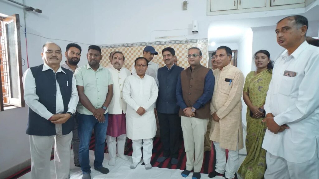 साइलेज फेडरेशन को दिया 100 करोड़ के टर्नओवर का लक्ष्य: डॉ धन सिंह रावत