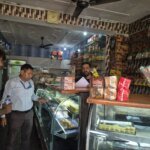मिठाई की ट्रे पर निर्माण और एक्सपायरी डेट लिखना अनिवार्य, खाद्य विभाग की 27 दुकानों पर जांच