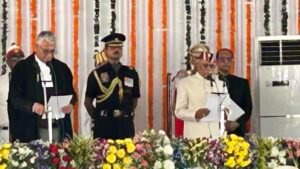 उत्तराखंड के नौवें राज्यपाल ढाल सिंह बिसेन ने ली विधिवत शपथ, राज्यपाल ने देवभूमि को किया प्रणाम ।